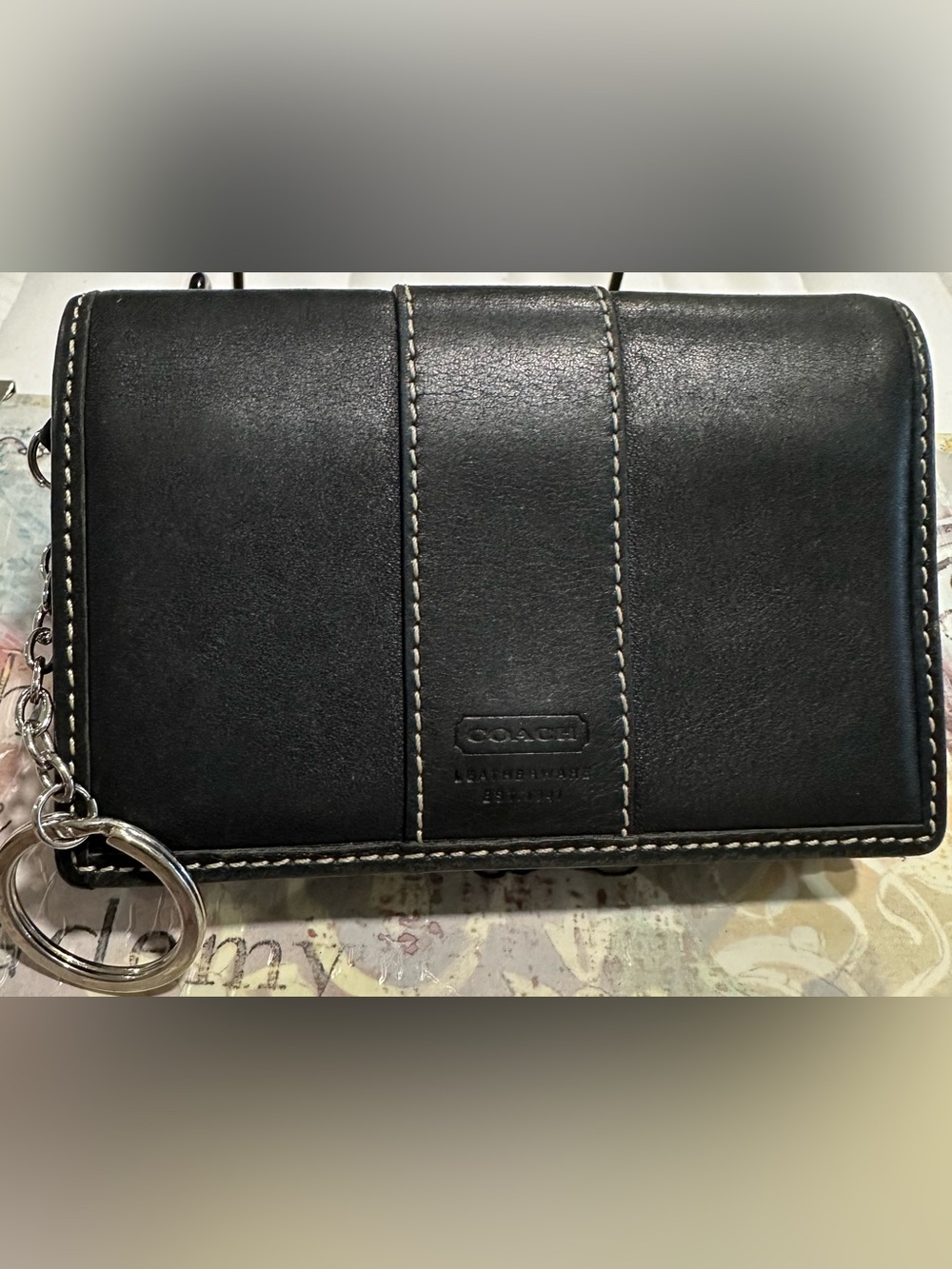Vintage Y2K Coach Black Leather Compact Wallet with Silver Keyring